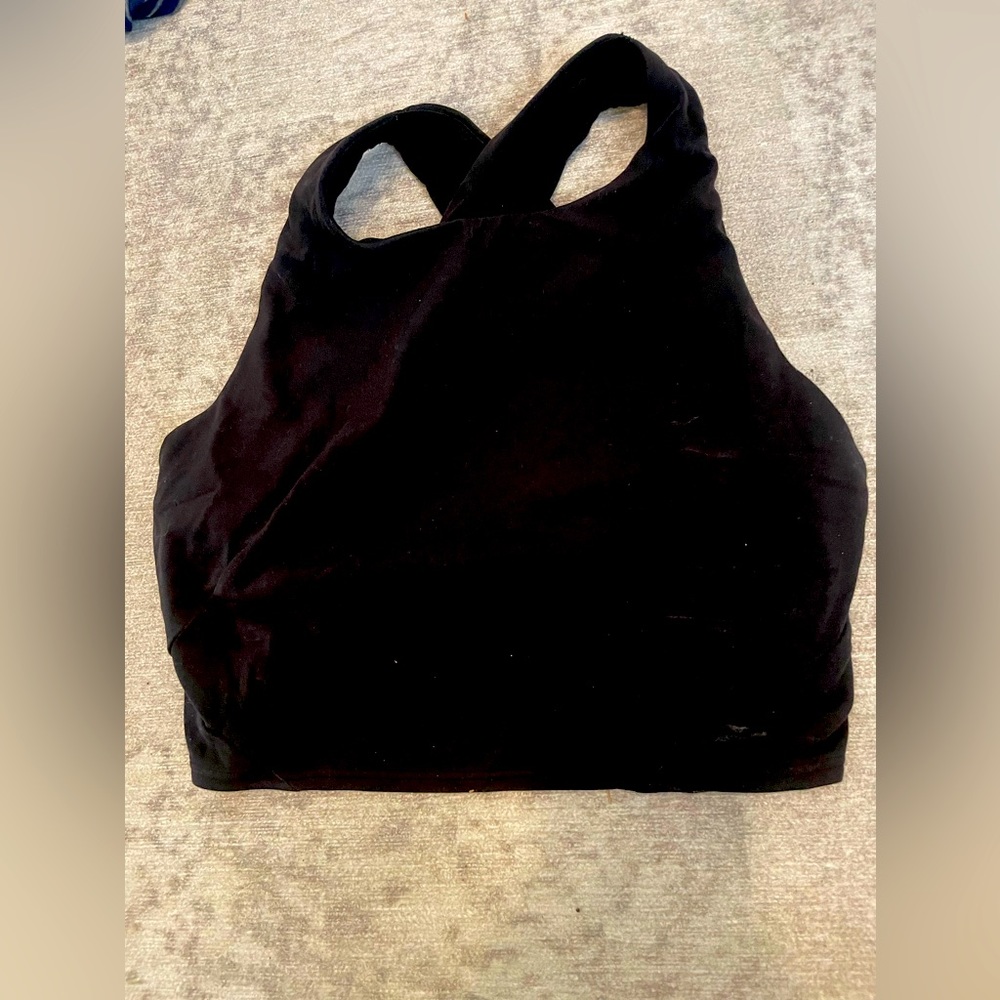 Lululemon high neck sports bra